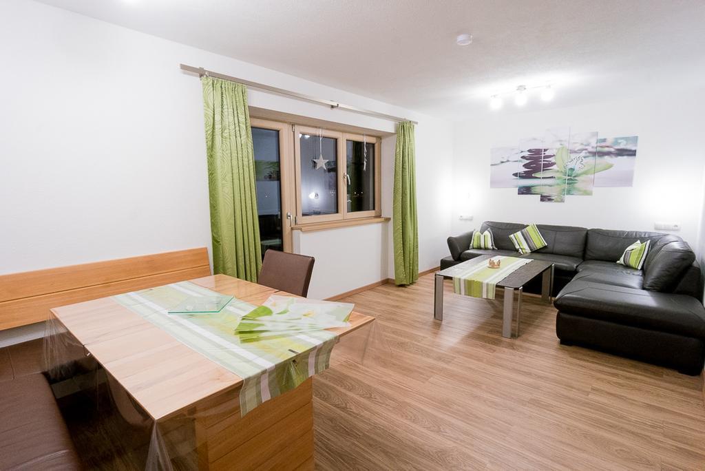 Haus Schennach Διαμέρισμα Mayrhofen Δωμάτιο φωτογραφία