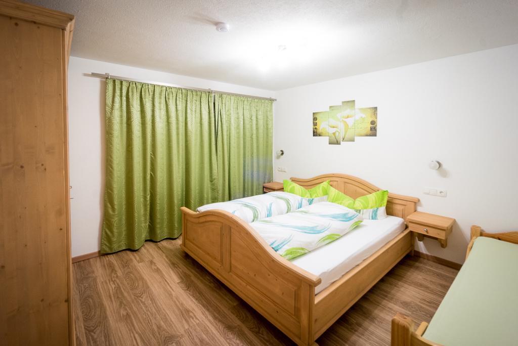 Haus Schennach Διαμέρισμα Mayrhofen Δωμάτιο φωτογραφία